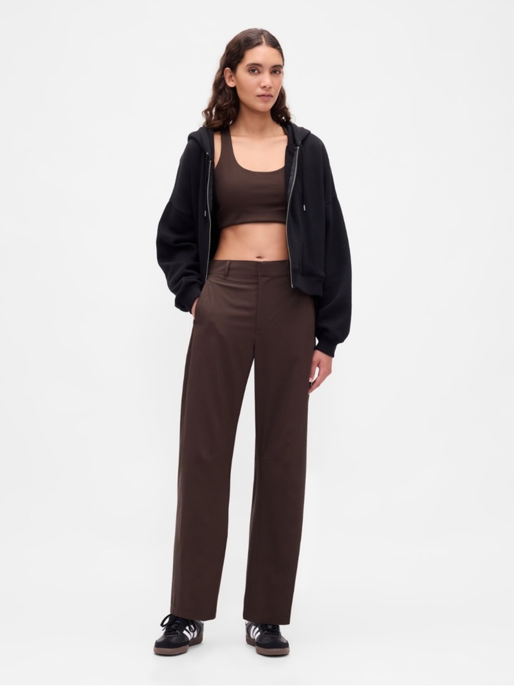 GapFit Tech High Rise Barrel
Trousers XL tall NWT terra brown